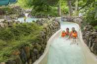 Swimming Pool Center Parcs Les Bois-Francs