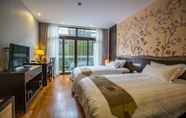 Kamar Tidur 3 Graceland Garden Court Hotel