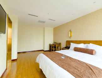 Bilik Tidur 2 Qingdao James Joyce Hotel