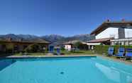 Swimming Pool 2 Villa Quattro Stagioni
