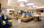 Lobby 3 Home2 Suites by Hilton Oxford