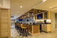 Bar, Cafe and Lounge Hilton Garden Inn Pittsburgh Airport