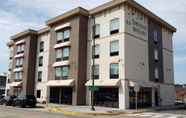 Bangunan 3 Cobblestone Inn & Suites at UW Stout Downtown Menomonie