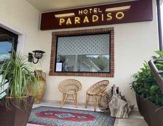 Lobi 2 Hotel Paradiso