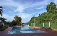 Swimming Pool 4 Mersing Merlin Inn