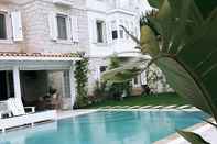 Swimming Pool Peremere Alacati Hotel