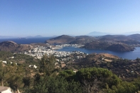 Atraksi di Area Sekitar Swallows Of Patmos