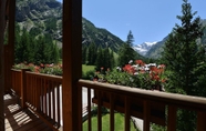 Nearby View and Attractions 2 Albergo Herbetet