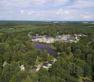 Nearby View and Attractions 6 Center Parcs Limburgse Peel