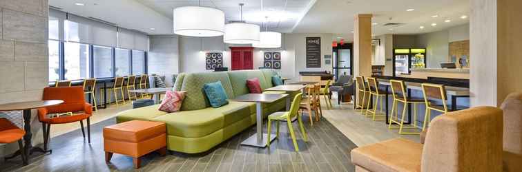 Lobby Home2 Suites by Hilton Oswego