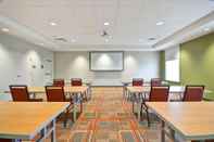 Functional Hall Home2 Suites by Hilton Oswego