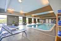 Swimming Pool Home2 Suites by Hilton Oswego