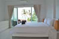 Kamar Tidur Coconut Bay Club Suite 305