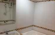 In-room Bathroom 2 Supatara Place 2