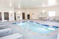 Swimming Pool Microtel Inn & Suites by Wyndham Springville/Provo