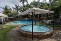 Kolam Renang Margate Hotel