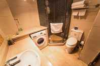 In-room Bathroom World City Jiamei Service Apartment