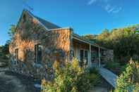 Exterior Freycinet Stone Studio 6