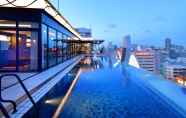 Swimming Pool 4 Hotel AQUA CITTA Naha