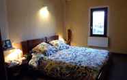 Bedroom 2 Domaine de Rhodes - Locations de Vacances / Vacation Rentals