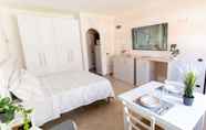 Bedroom 3 Vento Mare Apartments & Suites