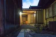 Exterior SUKIYA-zukuri Suehiro House