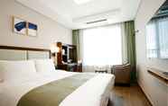 Bilik Tidur 5 Stanford Hotel Busan