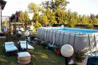 Swimming Pool Villa Albertina