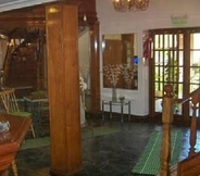 Lobby 3 Amparo Hosteria