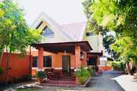 Luar Bangunan Umaverde Bed & Breakfast