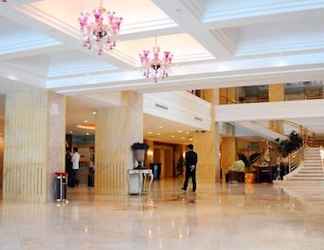 Lobby 2 Qingdao Danube International Hotel