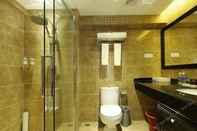 Toilet Kamar Chongqing Longding Boutique Hotel