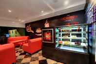 Bar, Kafe, dan Lounge Comfort Inn Insys