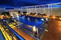 Swimming Pool Comfort Inn Insys