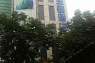 ภายนอกอาคาร Wuhan Wanchen Theme Hotel