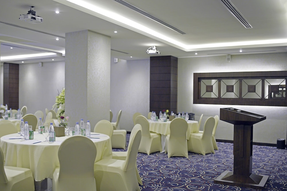 Functional Hall Intour Jazan Hotel