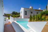 Swimming Pool Cabopino House