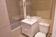 In-room Bathroom Alfamasweethome 2