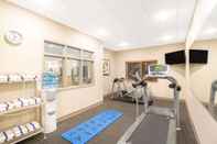 Fitness Center AmericInn by Wyndham Humboldt