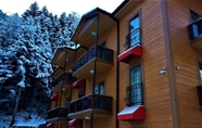 Exterior 5 Mego Suite Otel