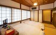 Kamar Tidur 7 Inase Otsu Machiya Bed & Breakfast