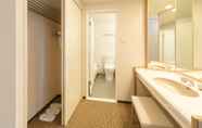 Toilet Kamar 7 Kobe Seishin Oriental Hotel