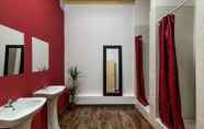 In-room Bathroom 2 Suntrap Hostel
