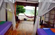 Bedroom 2 White Beach Bungalows