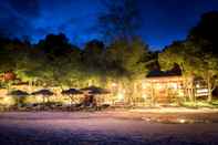 Exterior White Beach Bungalows