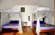 Kamar Tidur 7 White Beach Bungalows