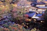 ภายนอกอาคาร Kurokawa Onsen Yumerindo