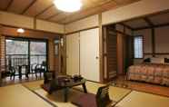 Kamar Tidur 3 Kurokawa Onsen Yumerindo Hanadomari