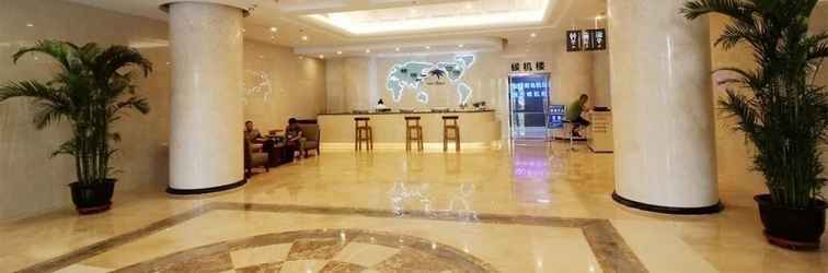 Lobby Qingdao Airport Fuhua Hotel