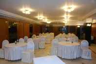 Functional Hall Hotel Atithi